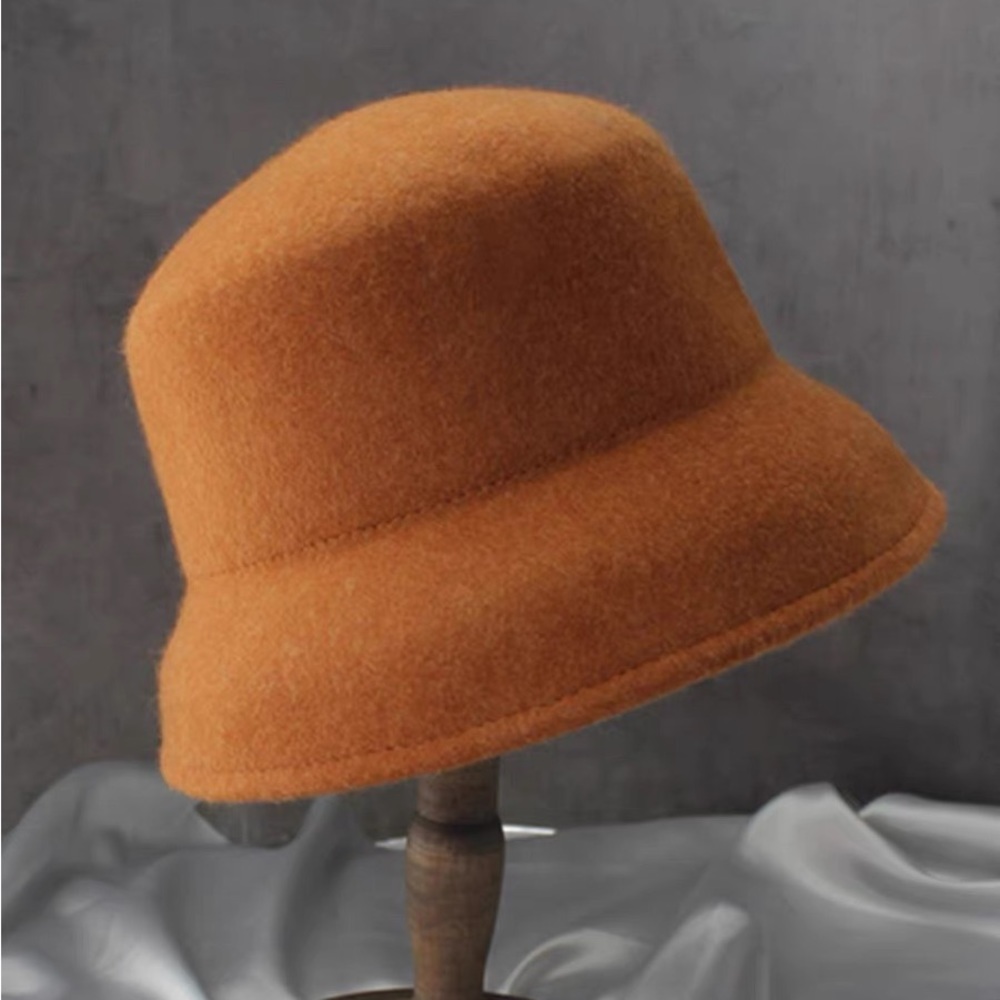 100% wool hat - Picture 2 of 3